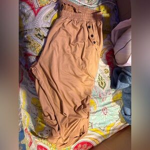 SHEIN Curve 4XL Camel capri